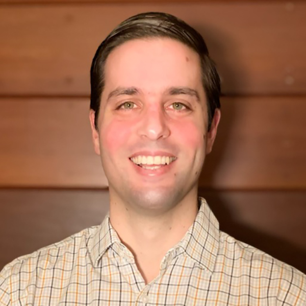 JesseOzarian_staff bio_600x600